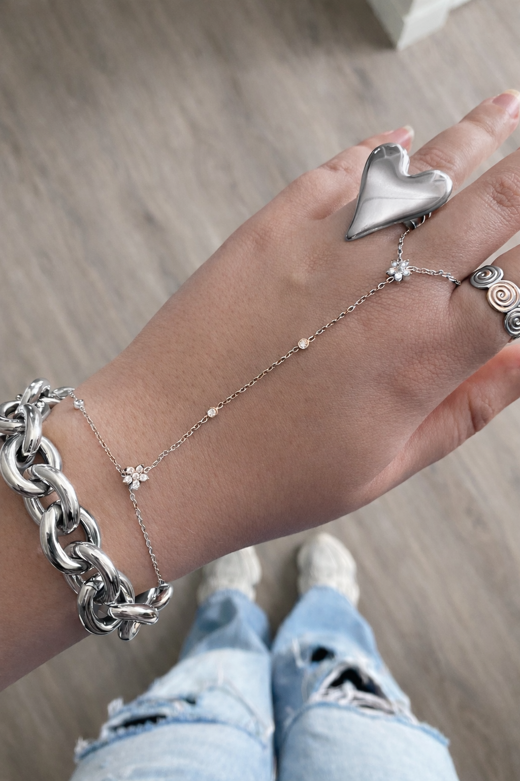 Handchain bloem SA006 zilver