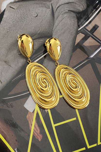 Oorbellen swirl YO004 goud