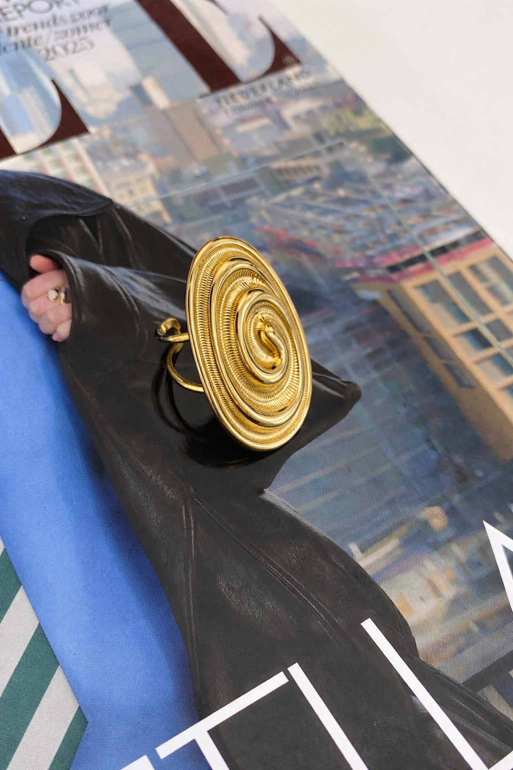 Ring swirl YR002 goud